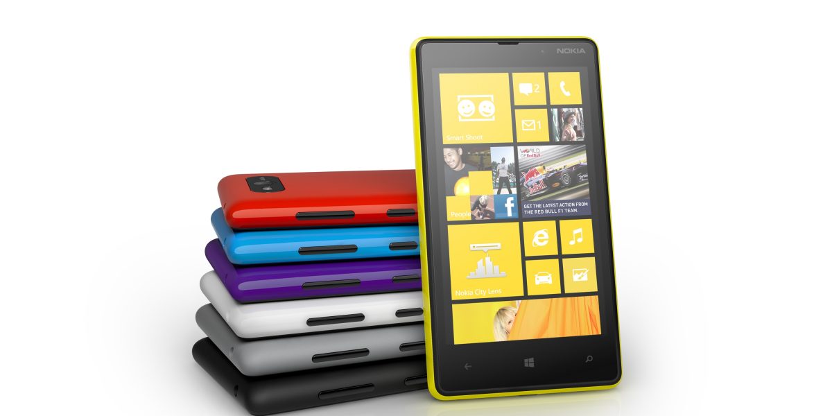 Nokia Lumia 820 - Color Range