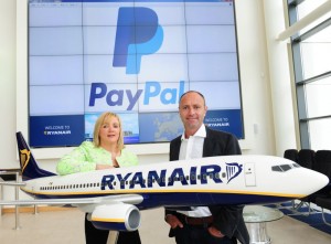 PayPal’s Vice President for Global Operations EMEA, Louise Phelan, and Ryanair’s Chief Marketing Officer, Kenny Jacobs, launching a new partnership.