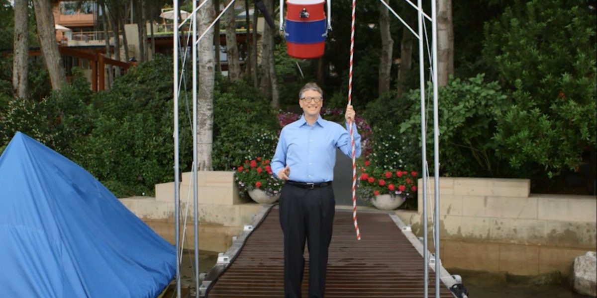 Video thumbnail for youtube video Bill Gates & Jeff Bezos Take ALS Ice Bucket Challenge To New Levels